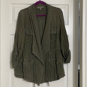 Lightweight utility style jacket. Torrid Size 2